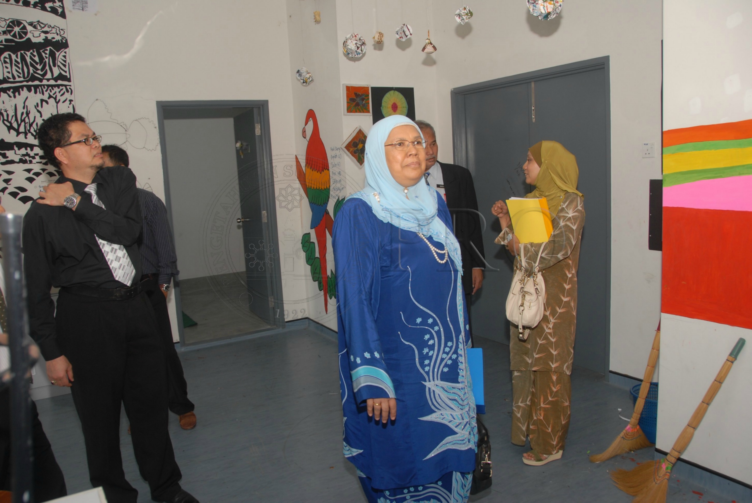 PRO 14 01 SEKOLAH FBA 8155